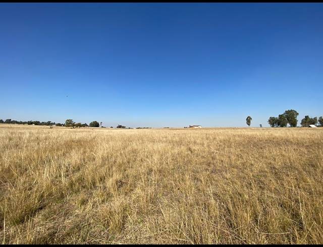 21,568M² VACANT LAND FOR SALE IN SHERMAN PARK